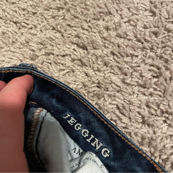American eagle ripped jeggings blue size 2 inseam 25” - Picture 4 of 6